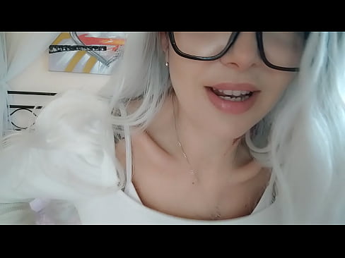 ❤️ leasmhac, ná bíodh náire ort! Tá tógáil gnáth. Foghlaimíonn leasmháthair í féin a rialú ❤️❌ Porn bhaile linn